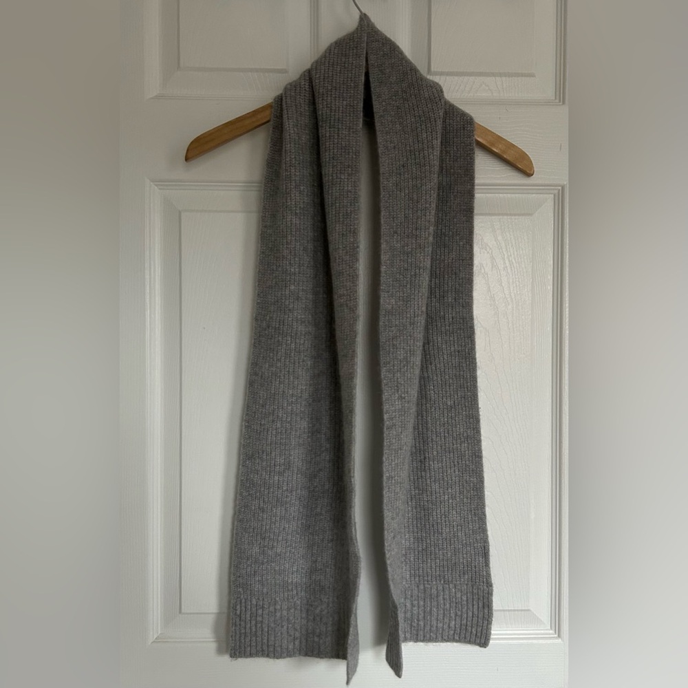 DKNY cashmere knit scarf